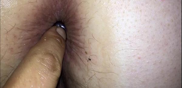  Hot girl insertions fruits deep inside her tight asshole then pop them out showing her asshole turning inside out as they pops out